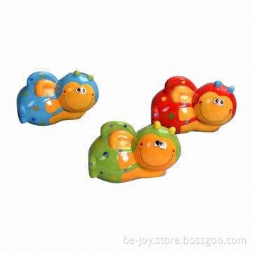 Coin bank in honeybee shape, available in various colors and sizes, OEM orders are welcome
